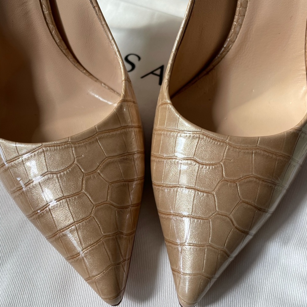 Casadei gorgeous and RARE pumps. - Picture 15 of 15